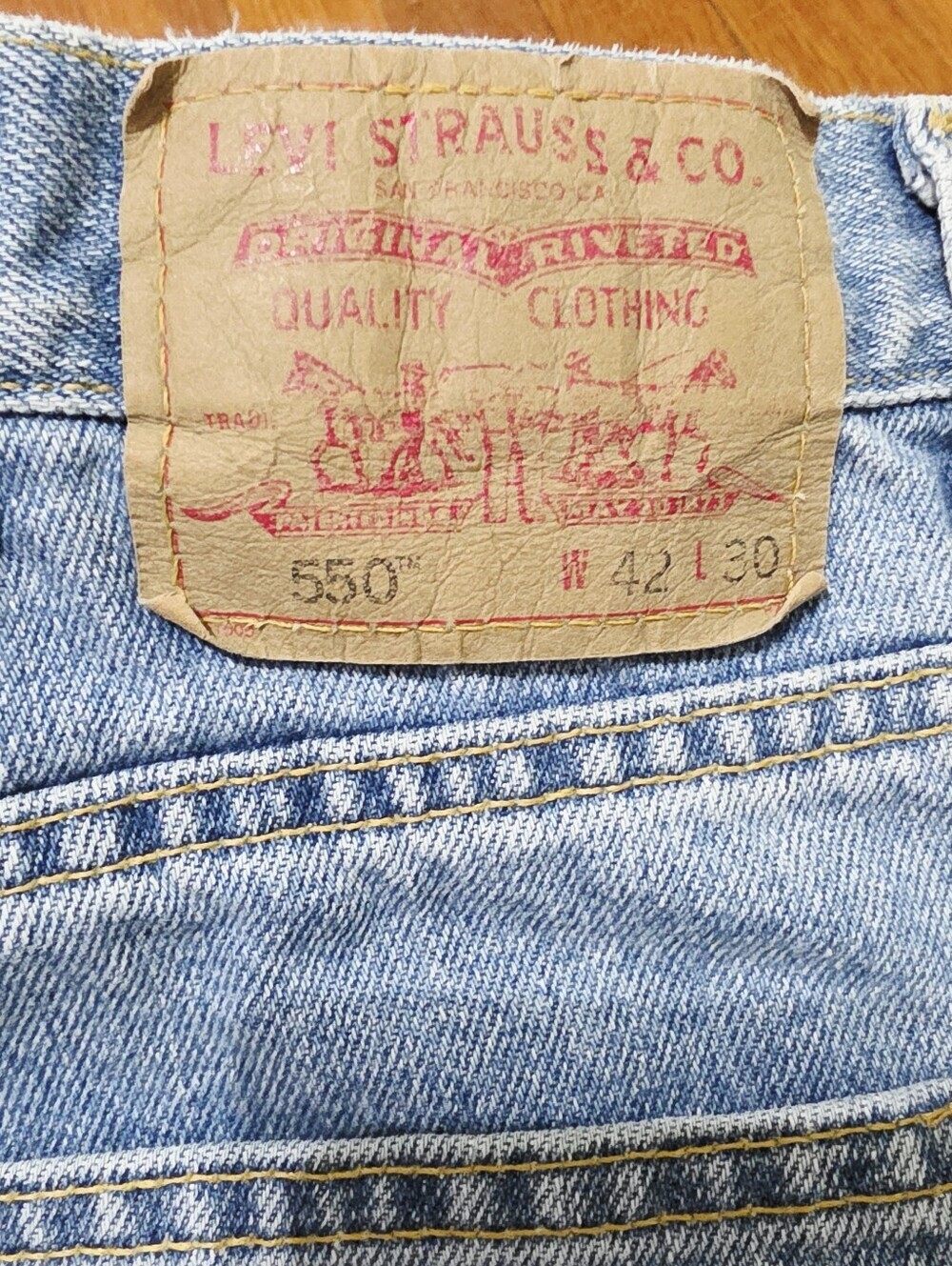 Levi’s 550 Jeans Men’s Size 42x30 Relaxed Fit Light Wash 100% Cotton Denim 90's - Picture 7 of 13